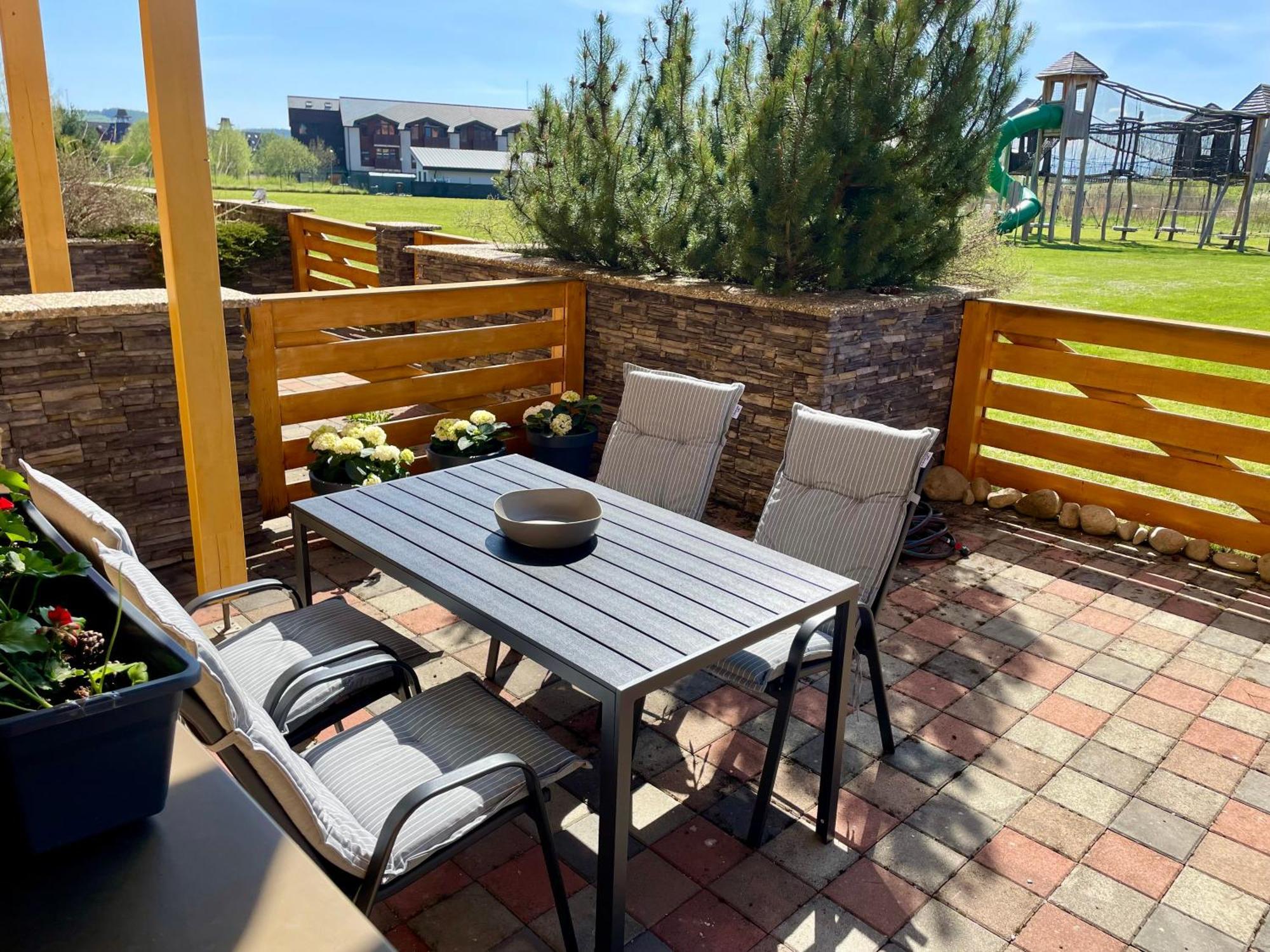ולקה לומניקה Apartment Jenny- Stunning View Of High Tatras מראה חיצוני תמונה